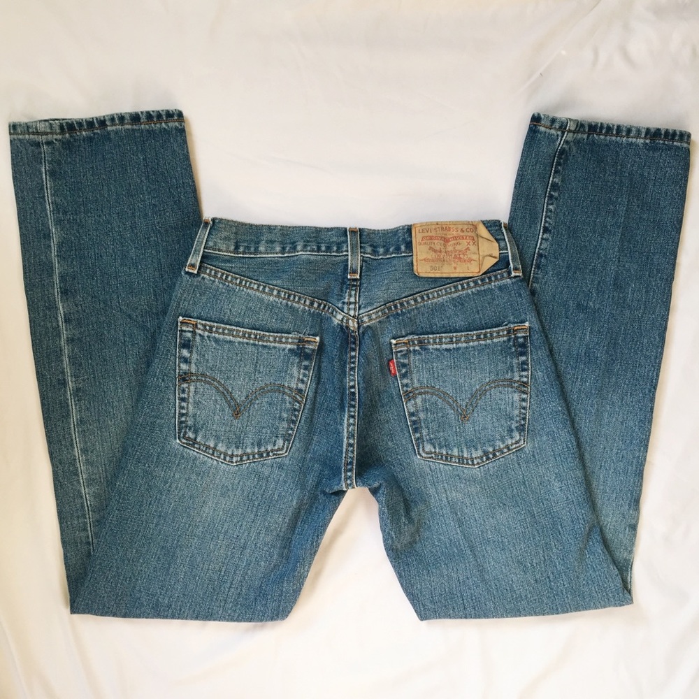 SOLD Vintage 501 Levi's - Picture 3 of 6